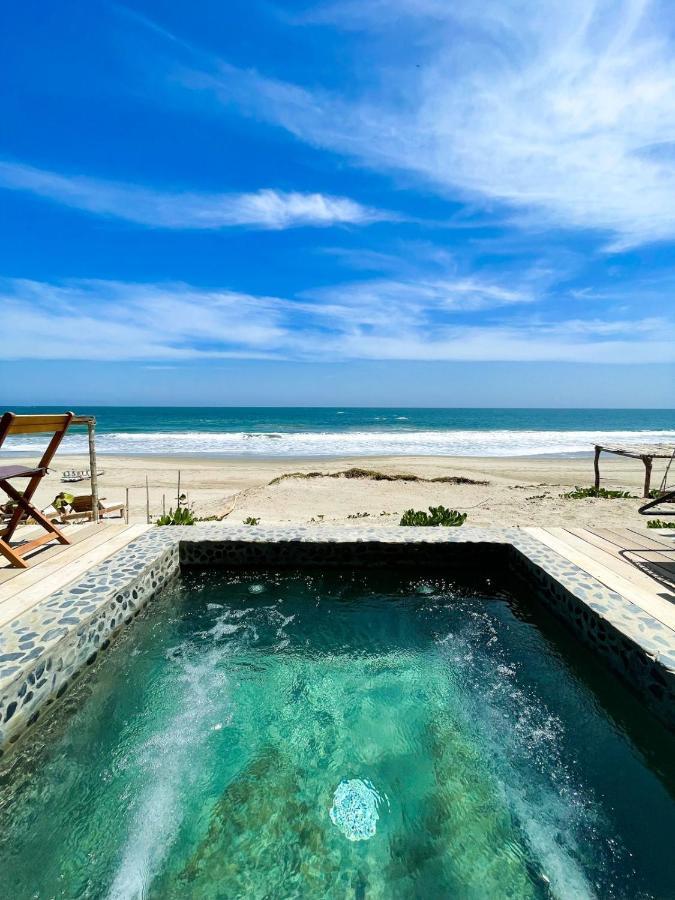 Diem Vichayito Beachfront Eco-Luxury Buitenkant foto