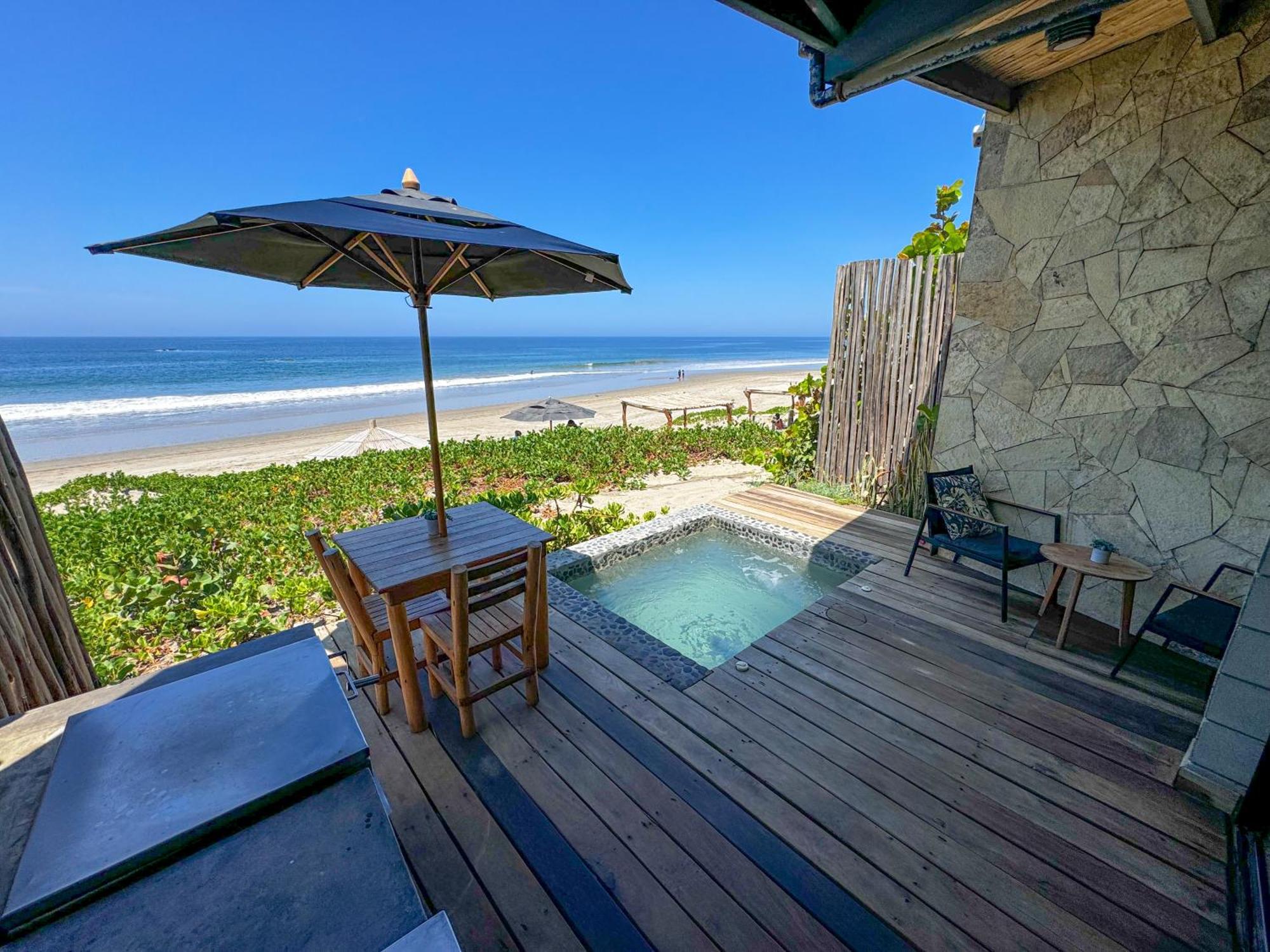 Diem Vichayito Beachfront Eco-Luxury Buitenkant foto