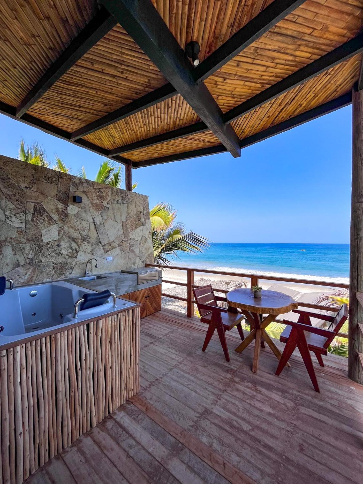 Diem Vichayito Beachfront Eco-Luxury Buitenkant foto