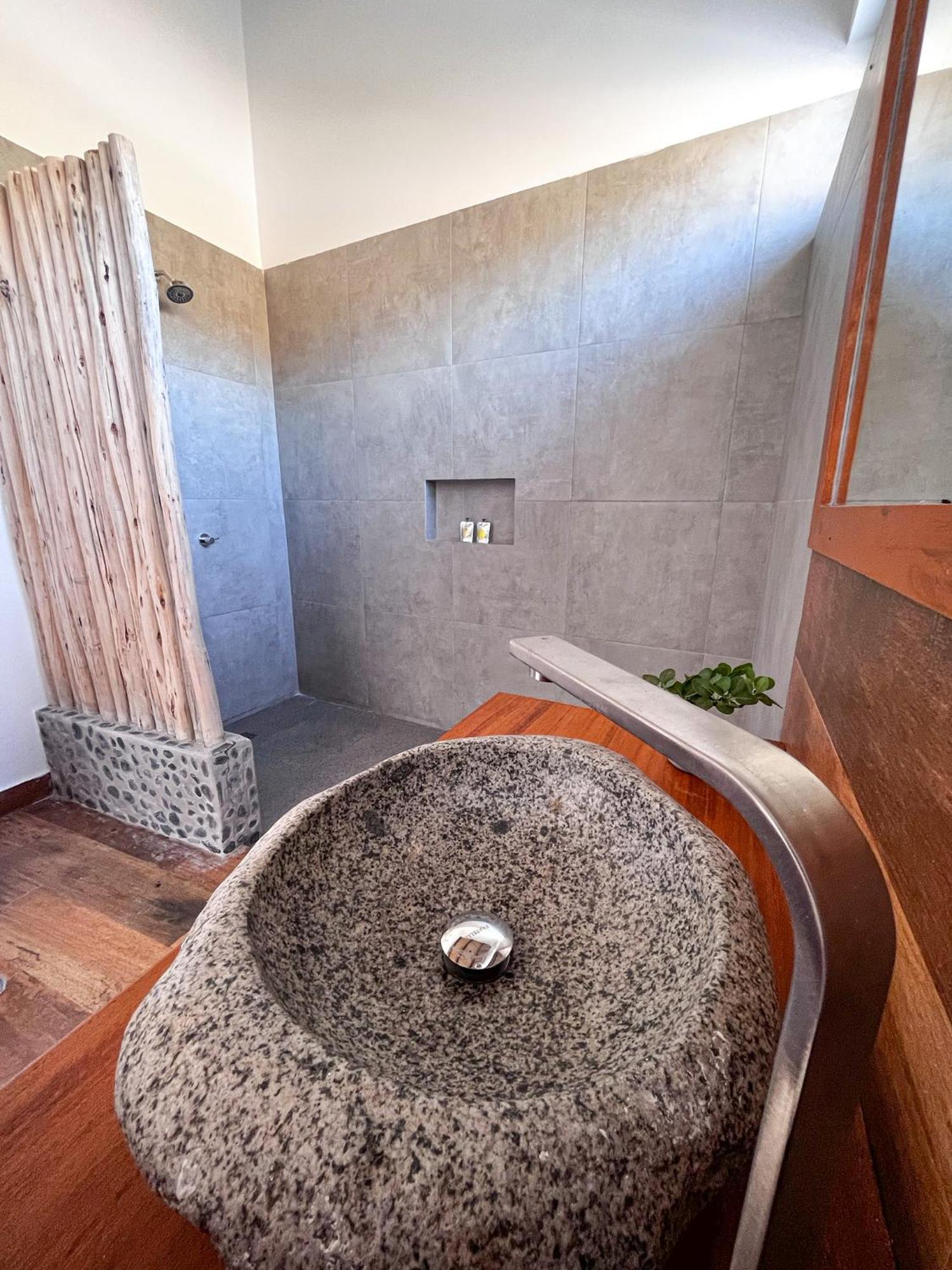 Diem Vichayito Beachfront Eco-Luxury Buitenkant foto